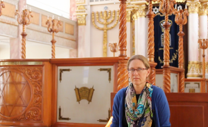 Monica Unikel-Fasja at the Justo Sierra Synagogue