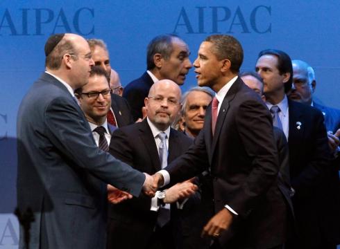 Obama shaking hands with AIPAC