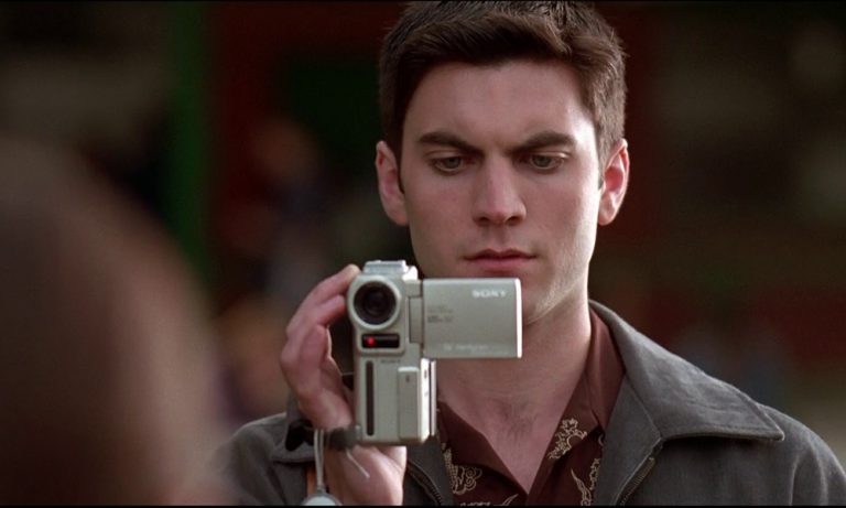 Wes Bentley as Ricky Fitts in American Beauty (1999) - Moment Magazine