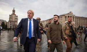 Boris Johnson and Volodymyr Zelensky walk through Kyiv together