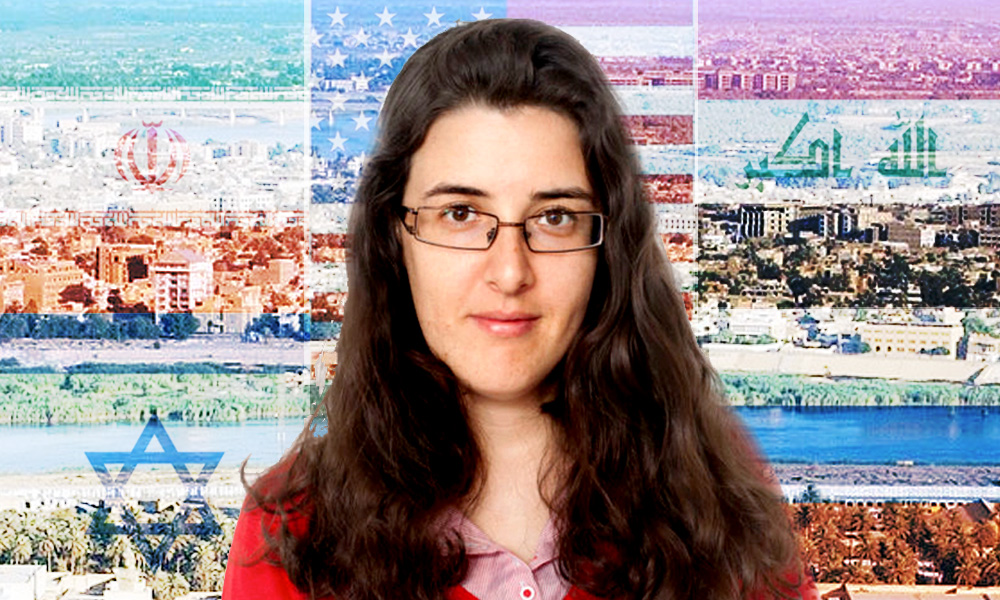 Elizabeth Tsurkov in a red sweater. Behind her the Baghdad cityscape with the flags of Israel, Iran, the U.S., Iraq, and Russia superimposed.