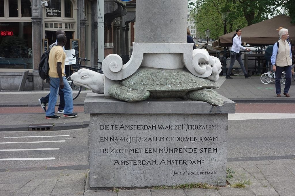 De Haan poem on a sculpture in Amsterdam.