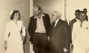 Shifra Kadish meets with Prime Minister David Ben Gurion. 